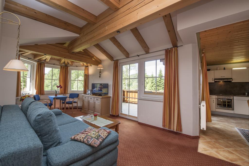 Landhaus Charlotte Am Geigenbuehel -Apartments 제펠드 인 티롤 외부 사진