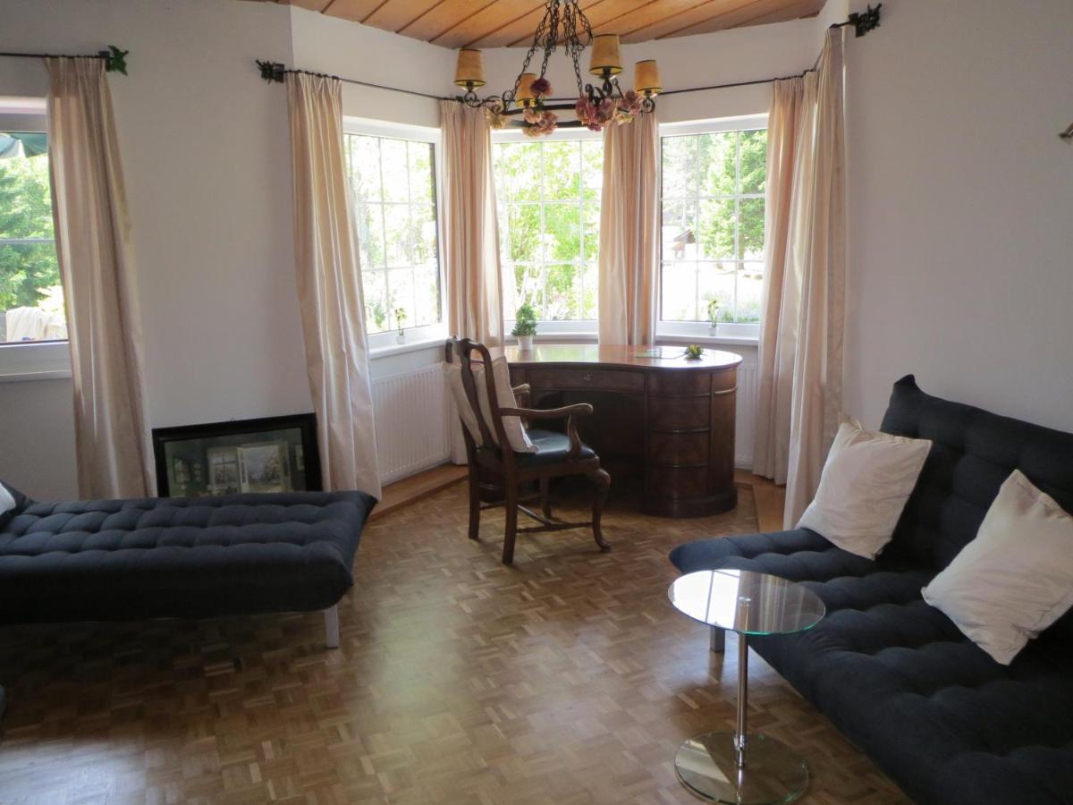 Landhaus Charlotte Am Geigenbuehel -Apartments 제펠드 인 티롤 외부 사진